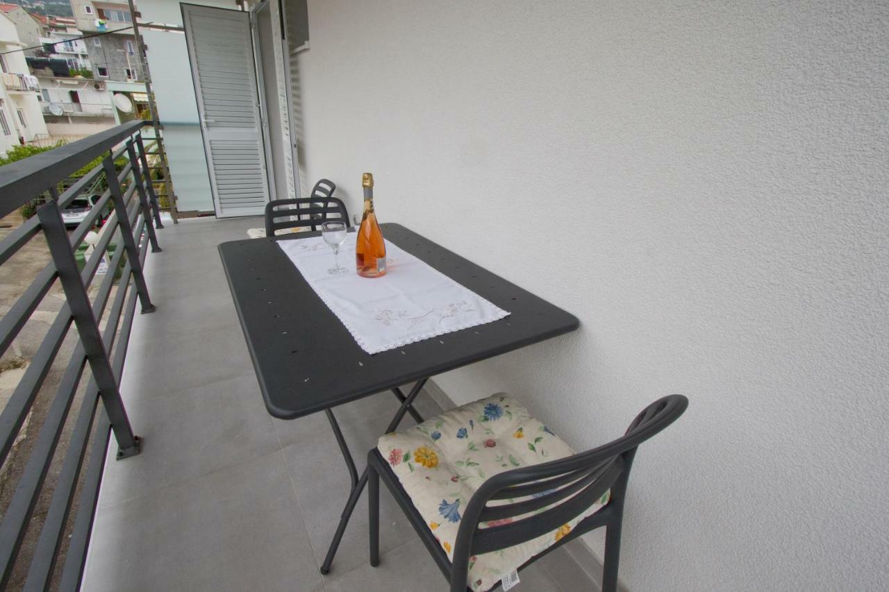 Apartmani Marija Cizmic Makarska Exterior photo