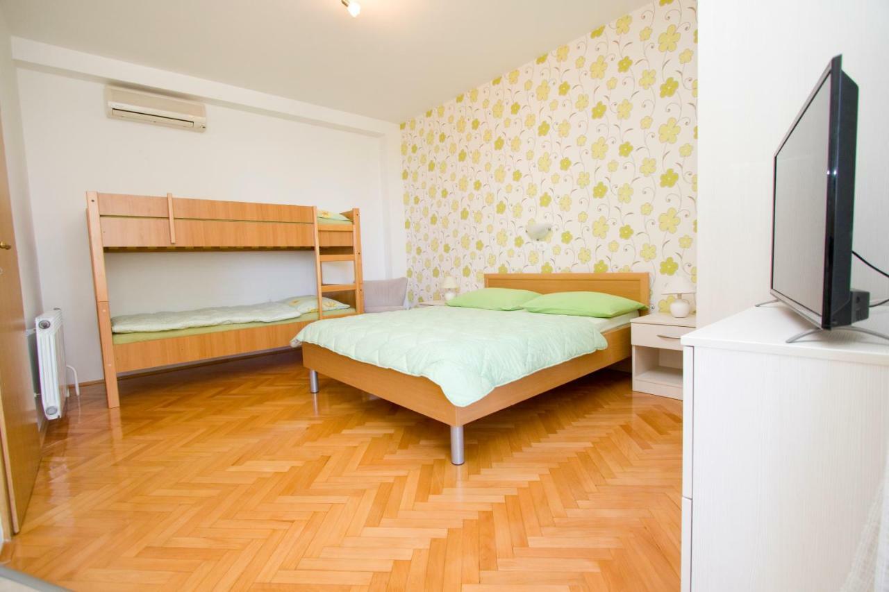 Apartmani Marija Cizmic Makarska Exterior photo