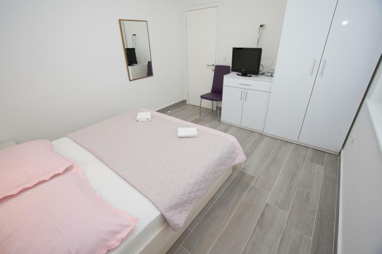 Apartmani Marija Cizmic Makarska Exterior photo
