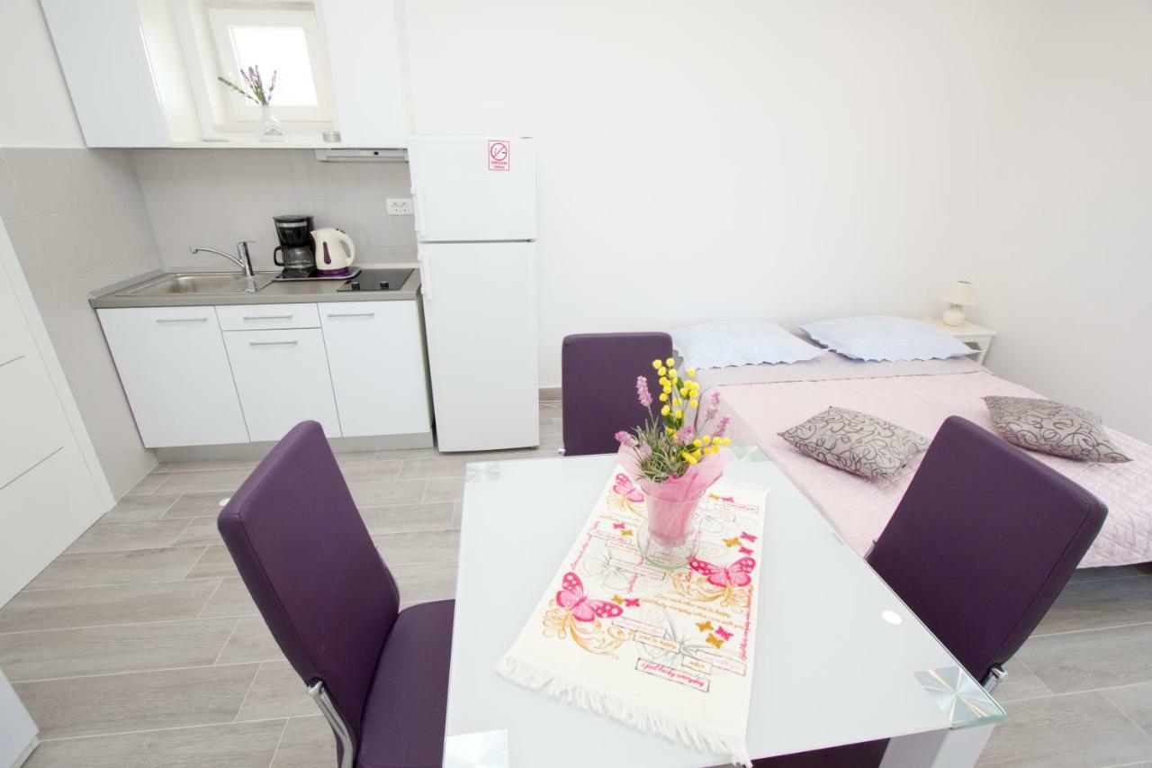 Apartmani Marija Cizmic Makarska Exterior photo